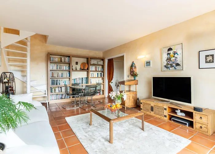 Appartement Duplex Calme Avec Balcon Et Vue Panoramique