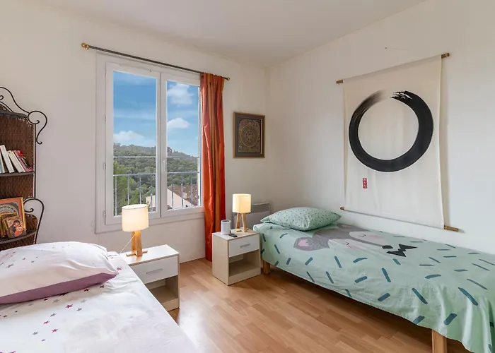 Appartement Duplex Calme Avec Balcon Et Vue Panoramique *